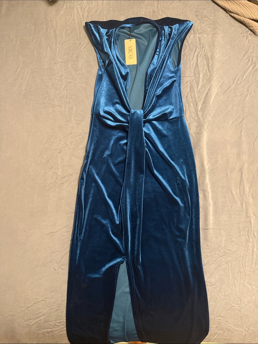 Deep Teal Velvet Twist-Front Midi Dress